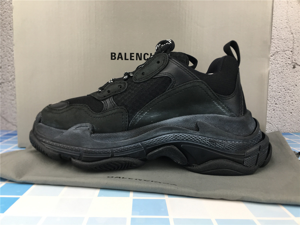 G5 Batch Balenciaga Triple S Black 172342M237002